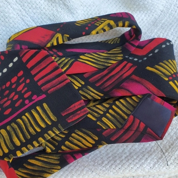 Guy‎ LaRoche Vintage Abtract Silk Tie - Picture 4 of 6